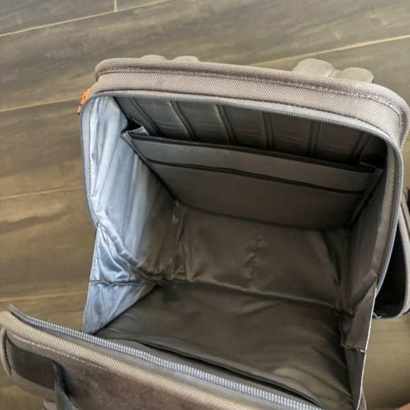 Tumi backpack - Picture 13 of 13